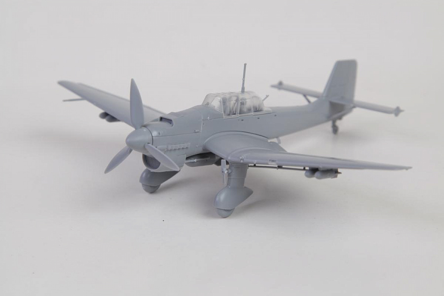 7306 Самолет Ju-87B2 Звезда