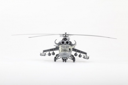 7273 Советский ударный вертолёт Ми-24А Звезда