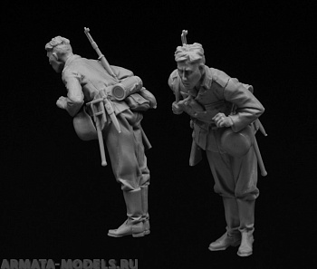 3162STAL German soldier inspects T-34