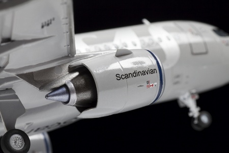 7037 Пассажирский авиалайнер Аэробус A320 Neo Звезда