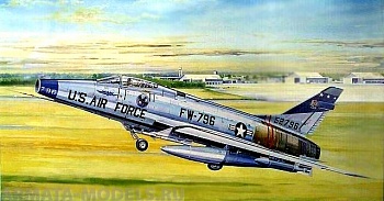 02232 Самолет  F-100D Супер Сейбр