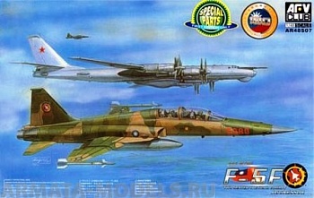 AR48S07 Самолёт F-5F Tiger II Shark Nose